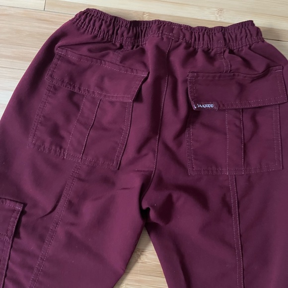 Jaanuu XS Burgundy/Rose Gold  XS tulip/ cargo jogger XSP set - Picture 3 of 6